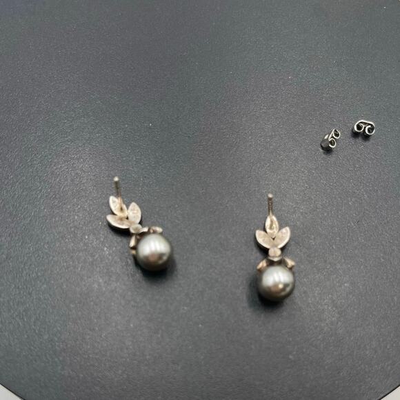 FAS Sterling Silver 925 Marcesite Gray Pearl Drop Dangle Earrings 3.6 grams - Picture 7 of 9